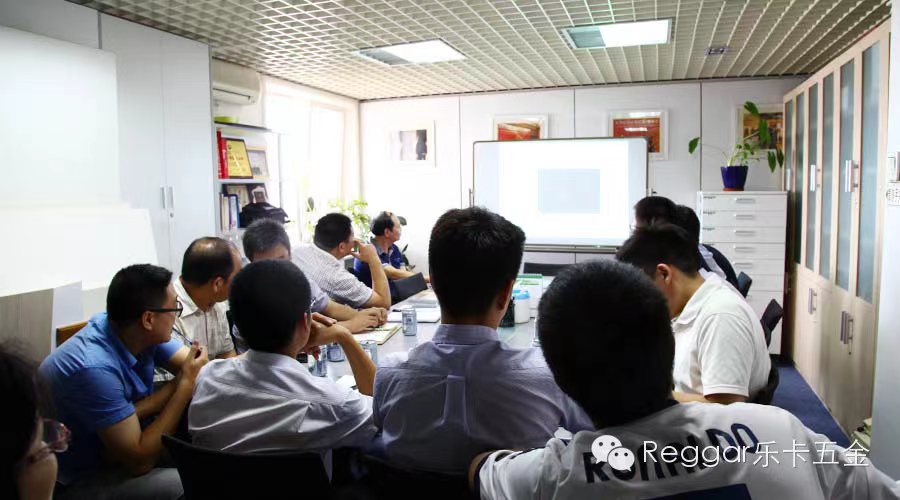 【Reggar开云（中国）Kaiyun·官方网站】全面拓展知识领域，不断完善知识结构 ——记2014关于金田豪迈木业机械设备知识的培训